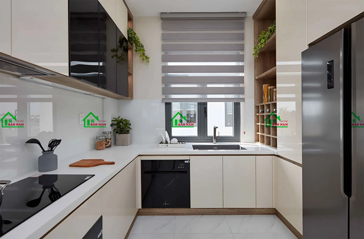 Tủ bếp chữ U đẹp cho nhà phố hiện đại