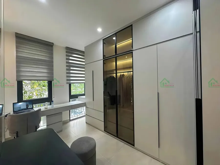 Công trình tủ quần áo thực tế sau khi hoàn thiện và bàn giao.