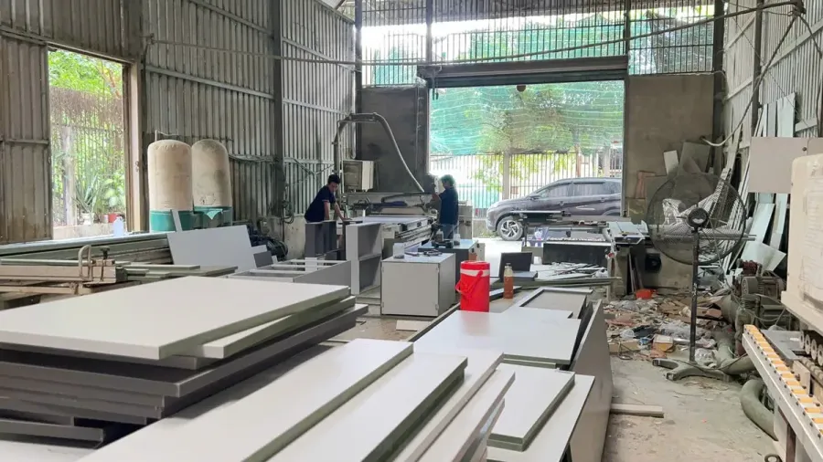 Xưởng sản xuất và hoàn thiện tủ nội thất theo kích thước