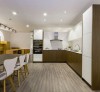 Tủ Bếp Gỗ Acrylic Bóng Gương