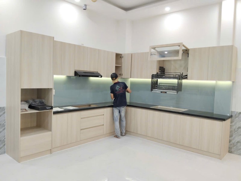 Thi Công Tủ Bếp Gỗ Công Nghiệp Hiện Đại
