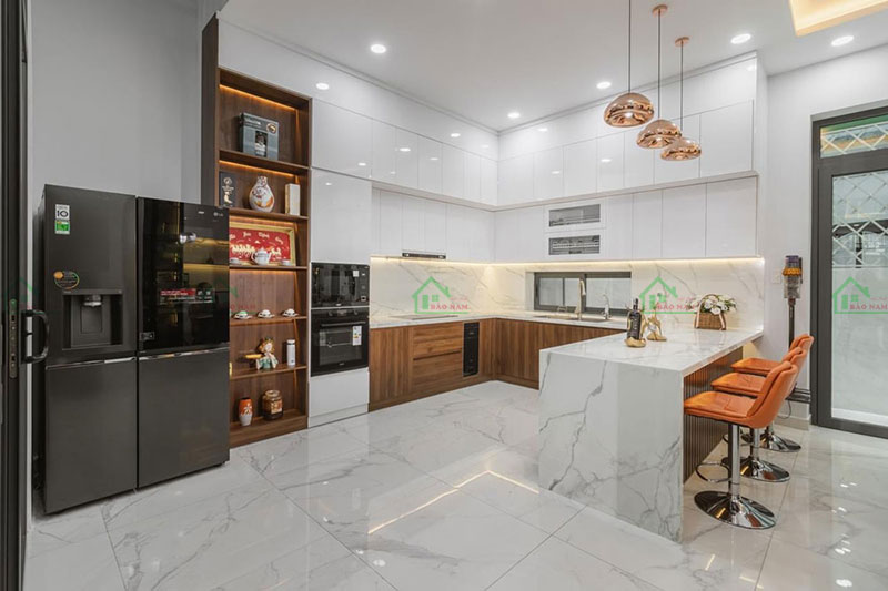 Tủ bếp chữ U hiện đại – thi công Bảo Nam Interior