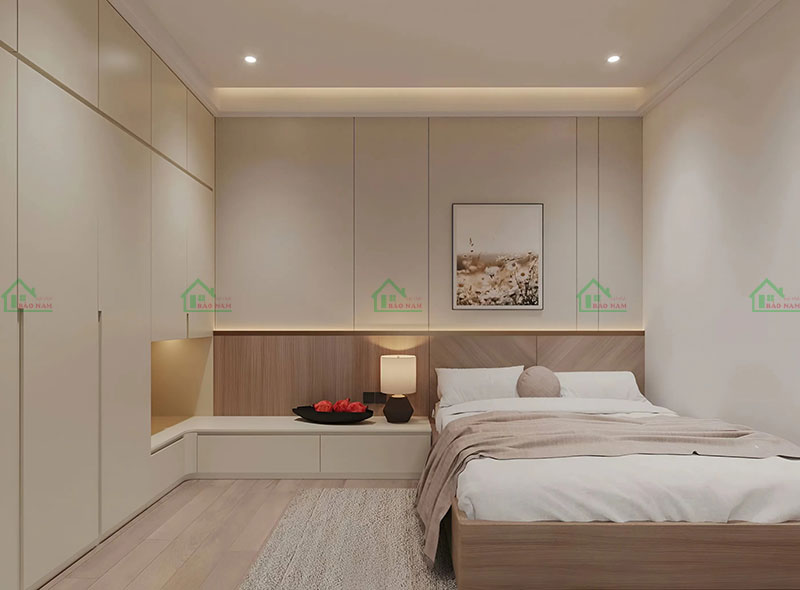 Giường ngủ thấp, kiểu dáng hiện đại, vân gỗ tự nhiên, tạo cảm giác ấm áp và gần gũi với thiên nhiên, phù hợp với không gian nhỏ.