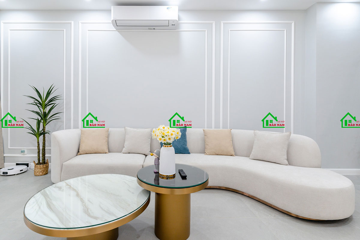 Mẫu thiết kế phòng khách sang trọng với tông màu trắng tinh tế - view 2