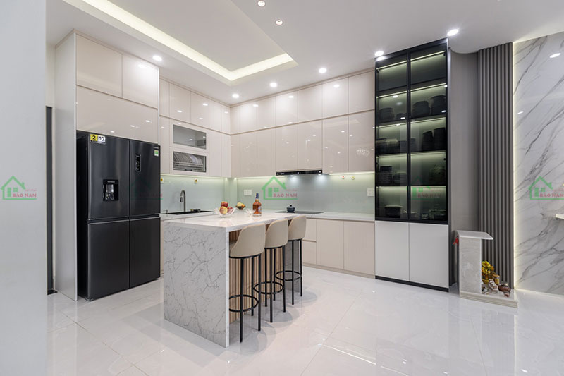 Căn bếp hiện đại với tủ bếp đẹp, tiện nghi từ Nội Thất Bảo Nam tại TPHCM